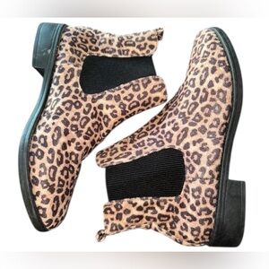 🆕 alpine leopard print booties